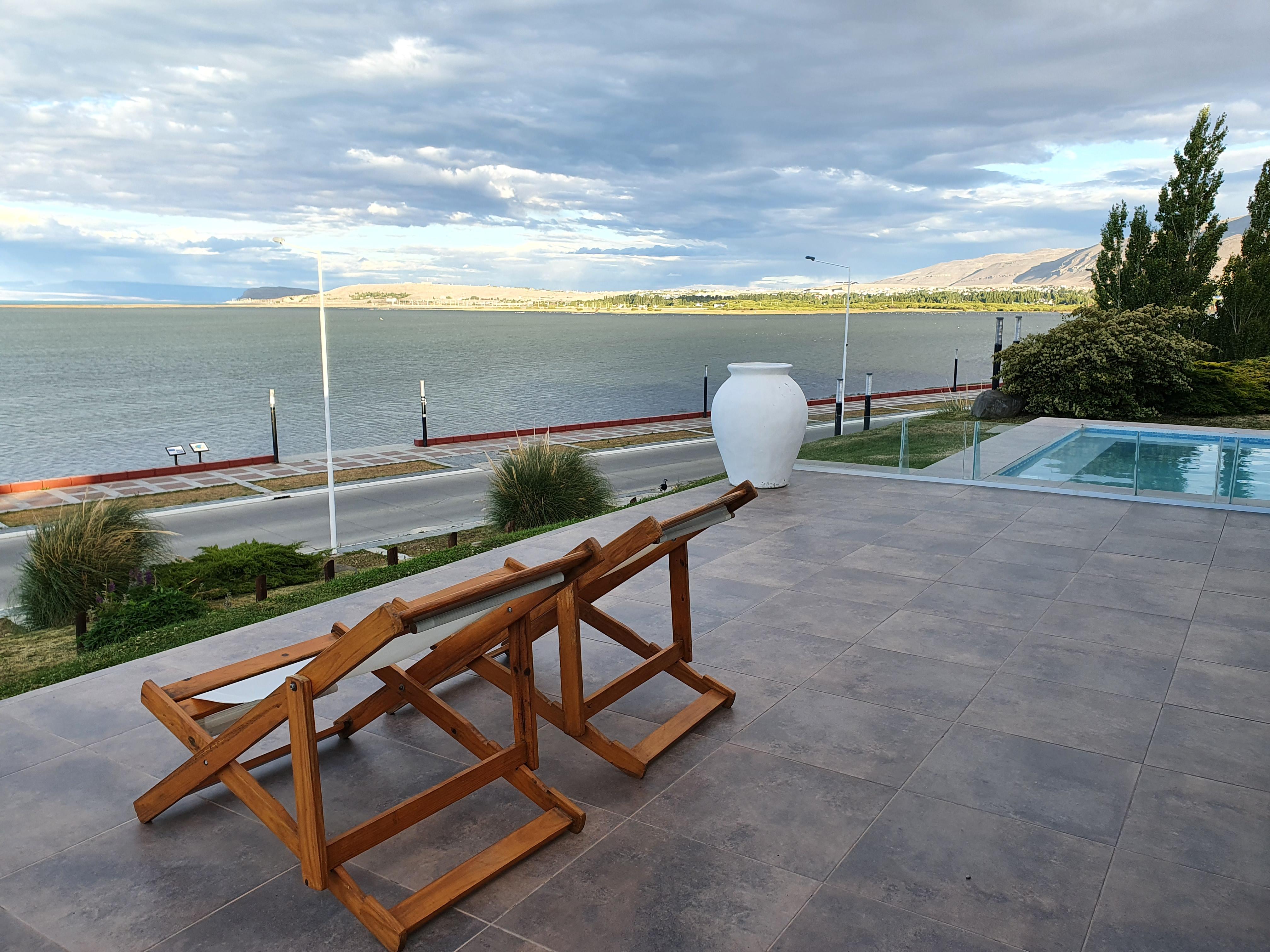Xelena Hotel & Suites El Calafate Exterior photo