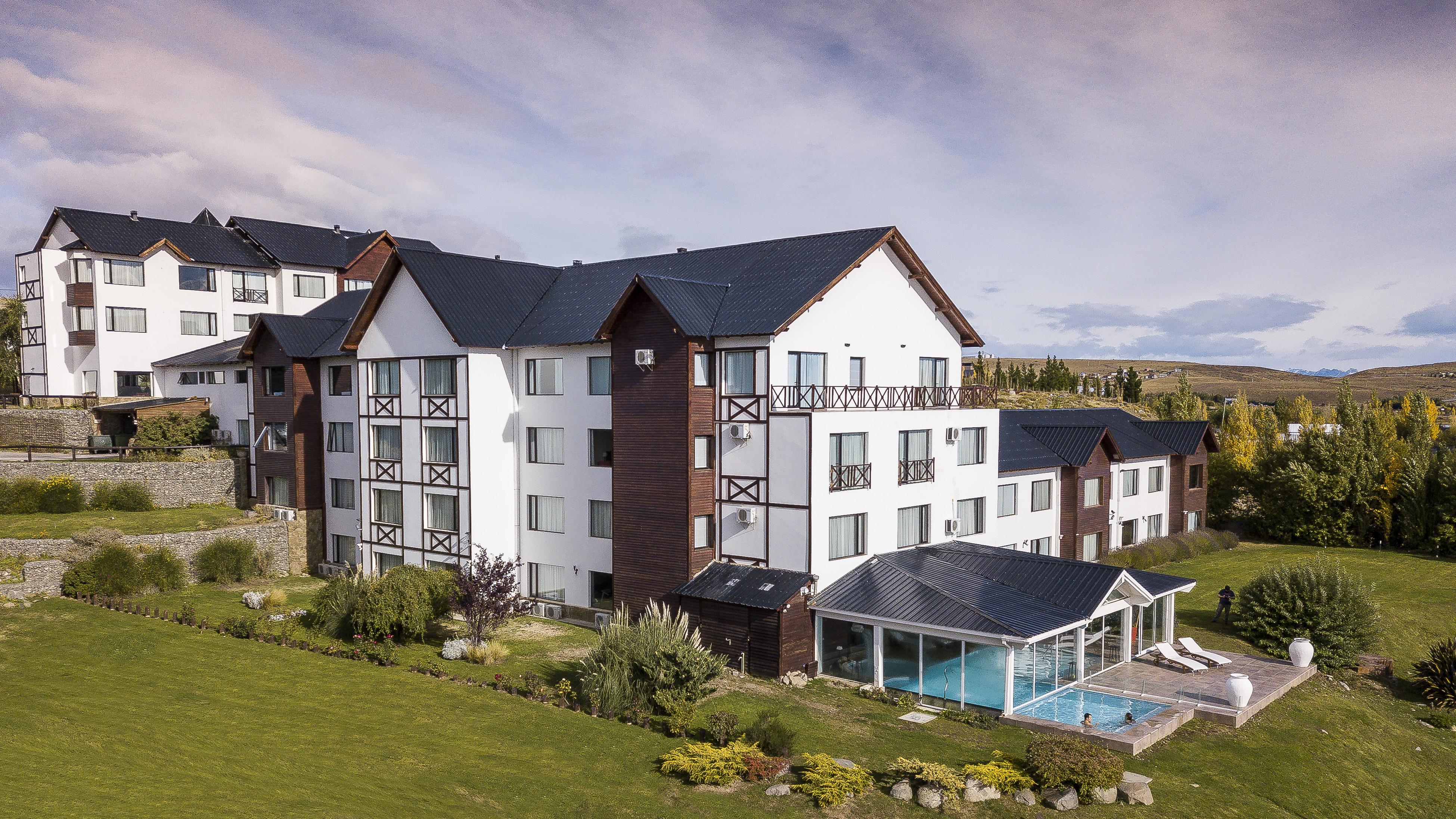 Xelena Hotel & Suites El Calafate Exterior photo